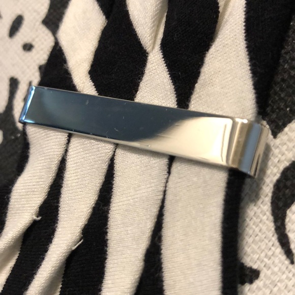 WHBM Cross front Horiz silver tone detail, body hugging tank top - Picture 3 of 10